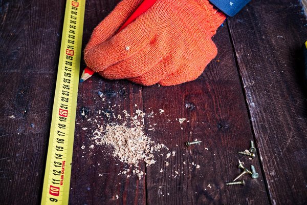 Papier peint chambre bébé : 800 motifs pour une déco douce