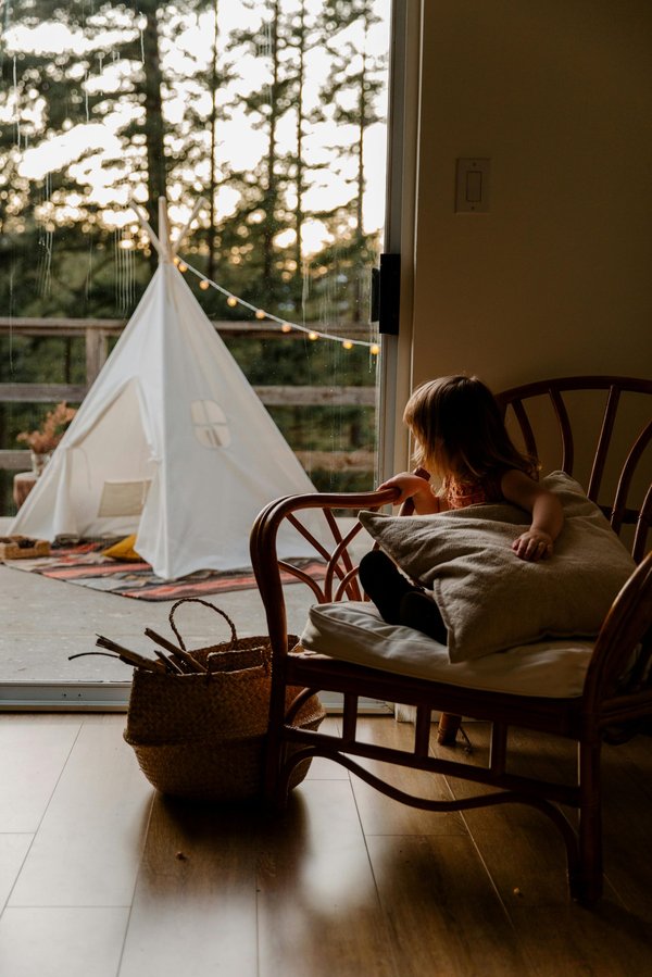 Le tipi enfant : un cocon de créativité à prix doux